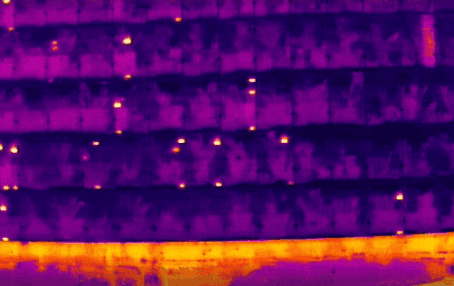 image thermique d'une cellule de panneaux abimés